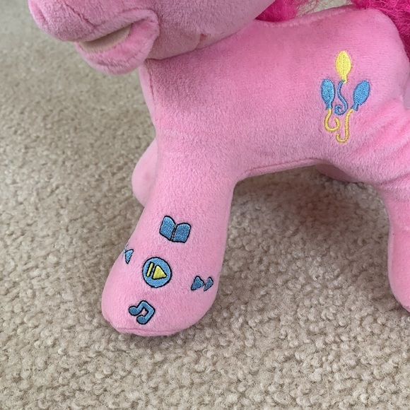 My Little Pony Pinkie Pie with Sound - Picture 5 of 8